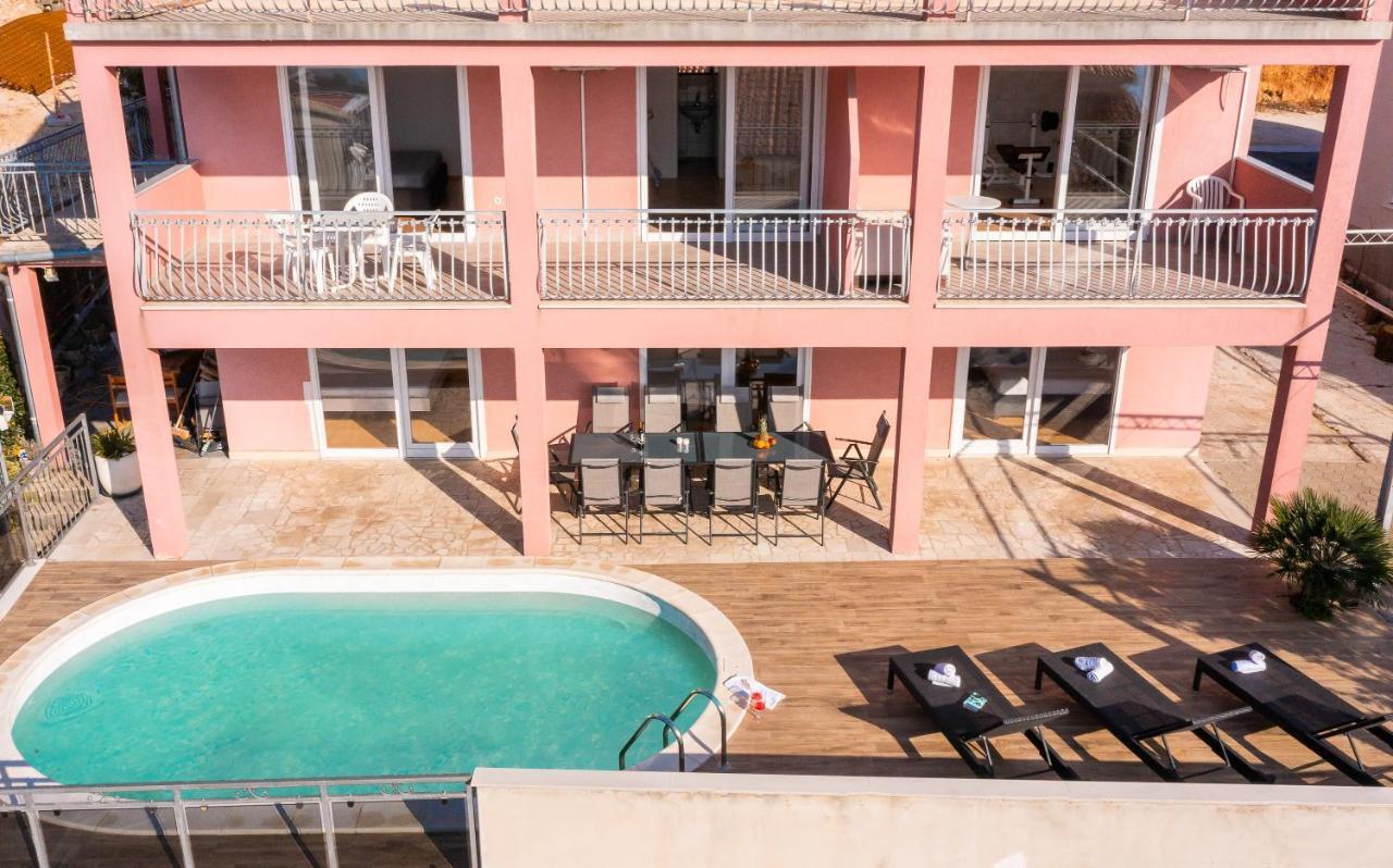 Solaris Holiday Home - Private Pool Stanici Buitenkant foto